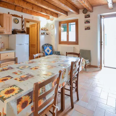 2 Bedroom Amazing In Apartmán Loiano