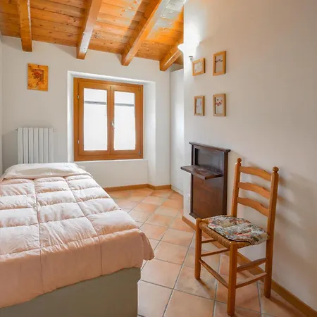 2 Bedroom Amazing In * 로이아노