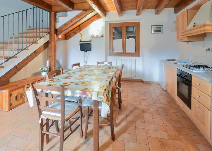 2 Bedroom Amazing In * 로이아노